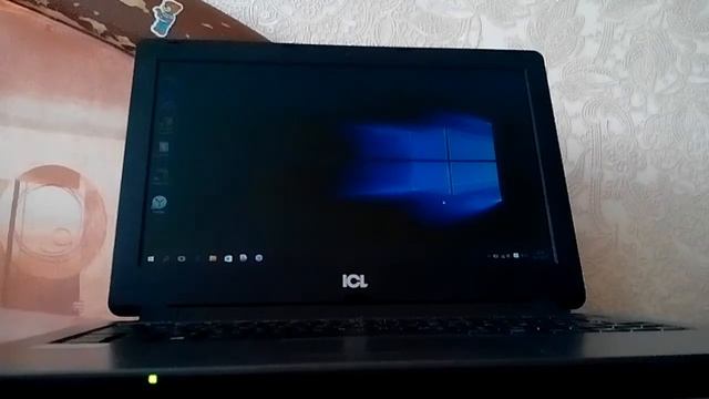 Обзор моего ноутбука! Почти 100 подписчиков! смотреть онлайн