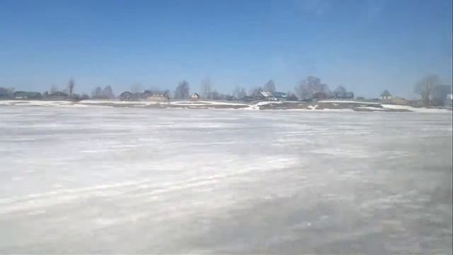весенняя дорога через Волгу смотреть онлайн