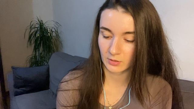 АСМР ? нарисую портретик ?️ неразборчивый шепот ? липкие звуки? смотреть онлайн