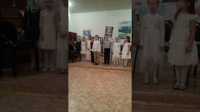 Музыкальная сказка "Стрекоза и муравей" ( часть 1) смотреть онлайн