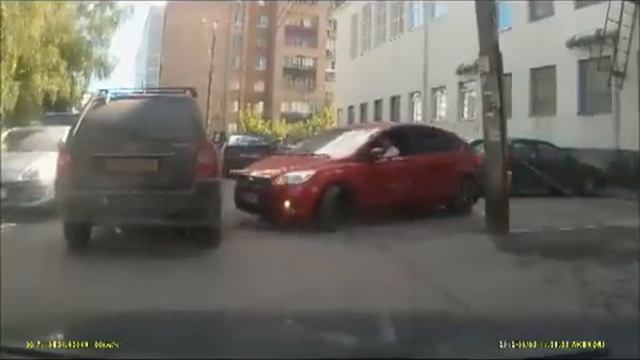 Эпический выезд со двора смотреть онлайн