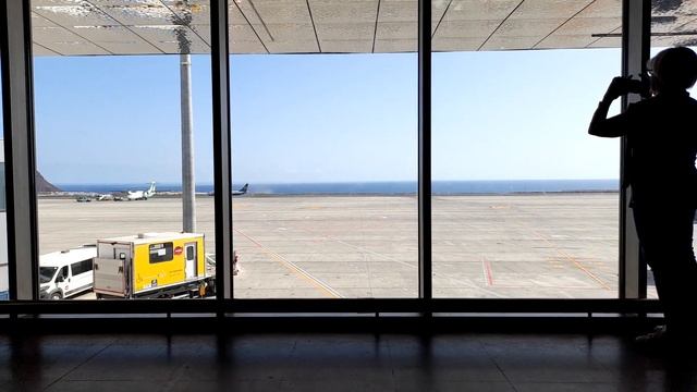 Aeropuerto Tenerife Sur смотреть онлайн