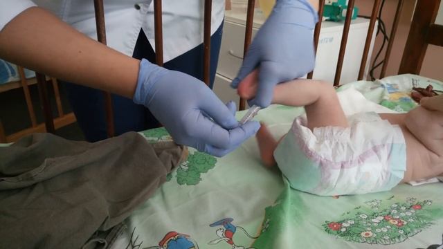 КАК берут кровь у новорожденных!? РД смотреть онлайн
