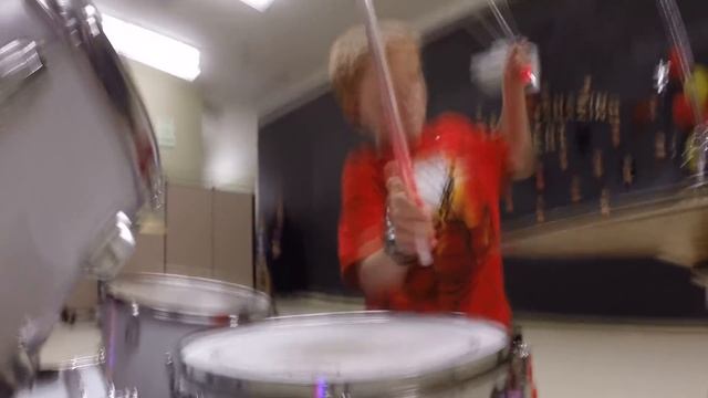 Iron Man 10 year old drumming. Starts at 3:35 смотреть онлайн