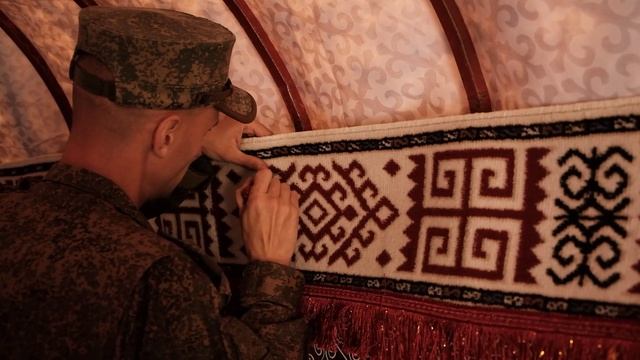 Юрта на Российской авиабазе Хмеймим смотреть онлайн