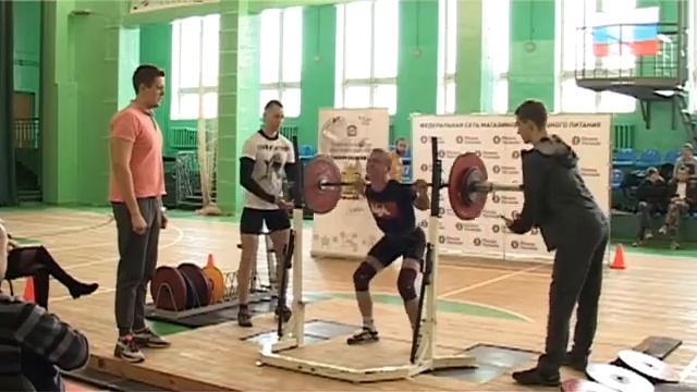 В Заречном прошел Кубок Пензенской области по пауэрлифтингу смотреть онлайн