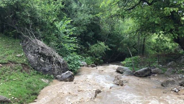 Звуки природы, звук водопада, природа / Кыргызстан / Арстанбап смотреть онлайн