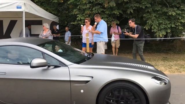 Supercar Parade - Ferrari 458 | Aston Martin смотреть онлайн