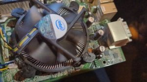 Самая распространённая ошибка при установке кулера охлаждения процессора ПК