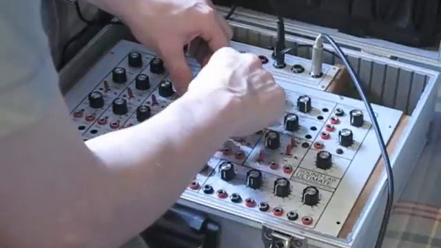 Ultimate Suitcase Synthesizer