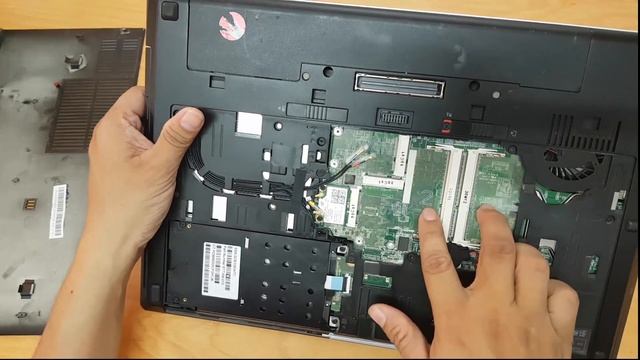 Review Laptop HP Elitebook 8570w | Laptop đồ họa render giá rẻ смотреть онлайн
