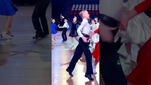 #ballroom #ballroomdance #бальныетанцы #бальныетанцыдети смотреть онлайн