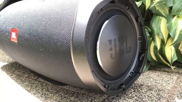 JBL Boombox Hz test смотреть онлайн