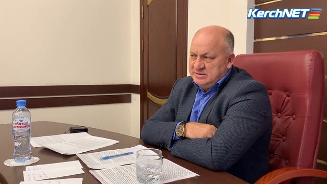 В Керчи думают, как не утонуть в мусоре в 2023 году смотреть онлайн