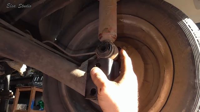 Установка проставок на задние стойки ЗАЗ 1103 Славута ZAZ 1103 Slavuta смотреть онлайн