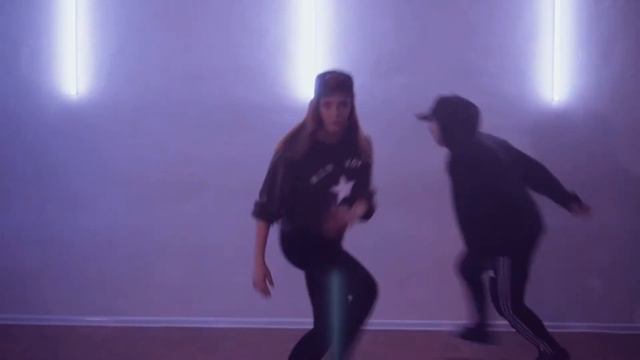 Танцевальная постановка на песню Jazz Cartier -Waste смотреть онлайн