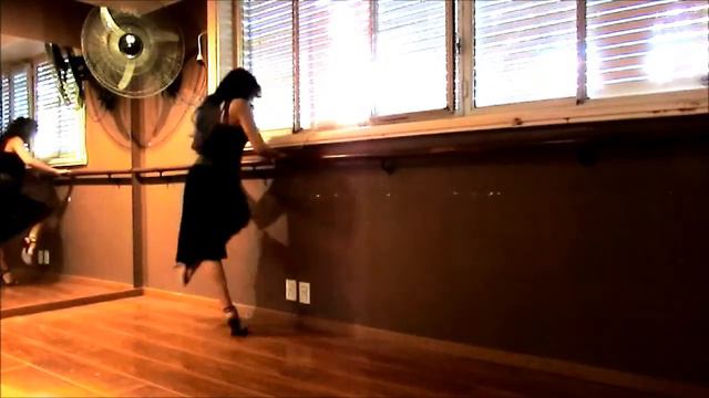 Tango, técnica, improvisación y adornos para la mujer. смотреть онлайн