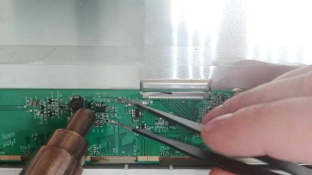 Белый экран телевизор Samsung LE19R71B ремонт смотреть онлайн