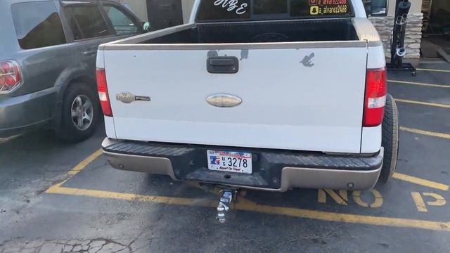 REV OFF! CHEVY SILVERADO 5.3L V8 Vs FORD F-150 5.4L V8! смотреть онлайн