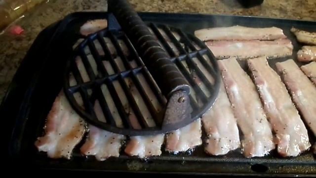 США. Гриль для дома. Чугунный утюг для кухни - пресс для бэкона. смотреть онлайн
