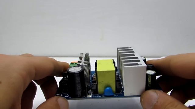 Полный обзор популярного импульсного БП.