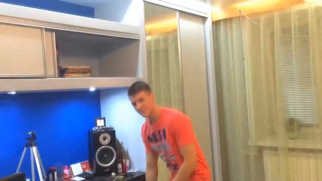 Бутылка воды челлендж на ГИРОСКУТЕРЕ | Water Flip Challenge On Gyroscooter