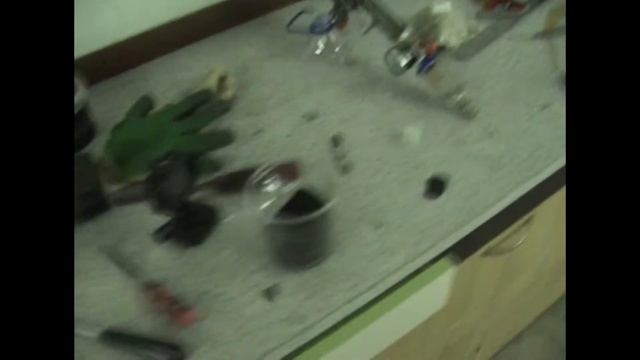 Шок. Это находилось в угольном фильтре моего респиратора. смотреть онлайн