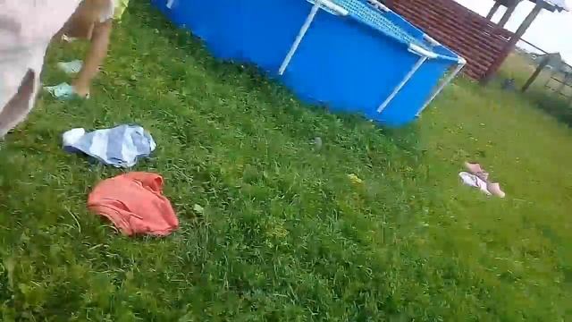 Вторая часть Чистим бассейн