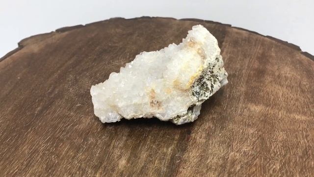 Natural Rainbow Quartz Mineral Specimen #0063 смотреть онлайн