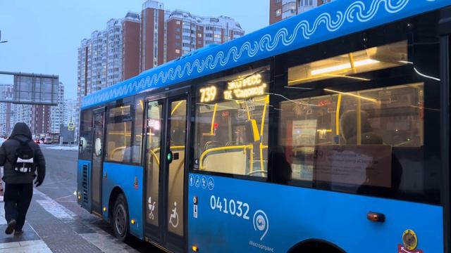 Автобус ЛиАЗ-4292.69(1-2-1) следует по маршруту 739 ”м. Некрасовка - ТЦ Садовод” смотреть онлайн