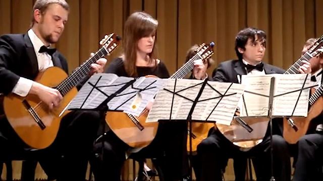 Vivaldi - Concerto Grosso 3rd Mvmt смотреть онлайн