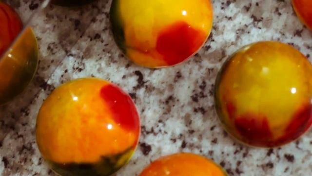 3-colored eye bonbons / Трехцветный глаз смотреть онлайн