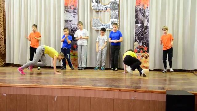 ДК "Богатырский 36" 18.04.2015. Студия спортивного танца Джамп смотреть онлайн