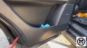 Как разобрать пластик салона Мазда СХ-9 / Снять обшивку двери Mazda CX-9 - САНЯ МЕХАНИК