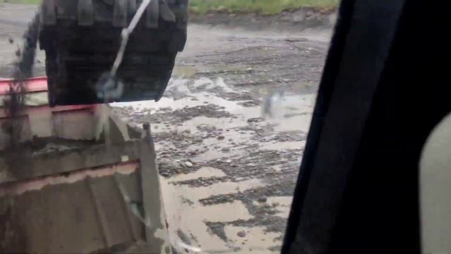 ПРАВИЛЬНАЯ ПОГРУЗКА САМОСВАЛОВ НА ЭКСКАВАТОРЕ С ПОЛКИ.