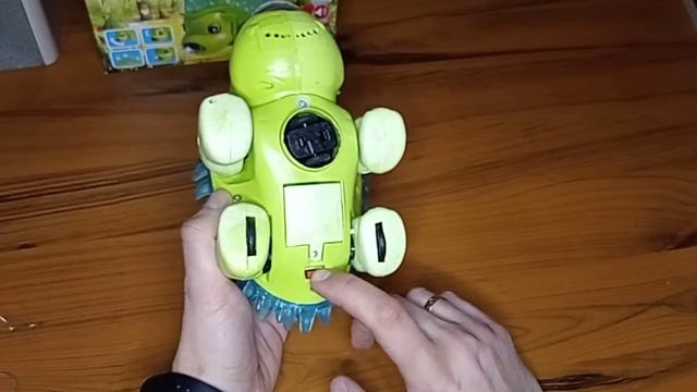 Обзор игрушки Ёж музыкальный 0382, метр-плюс. Никогда не покупайте такую игрушку! смотреть онлайн