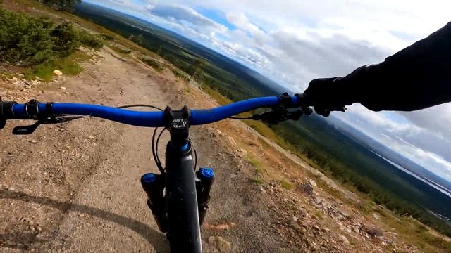 Ylläs Bike Park, Reindeer rally || Cube Stereo One77 смотреть онлайн