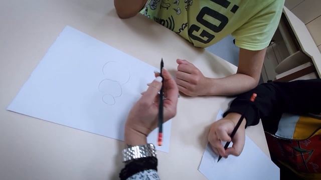 Им так важно наше внимание...Поздравили ребятишек из РЦ "СКАЗКА" с Новым Годом! смотреть онлайн