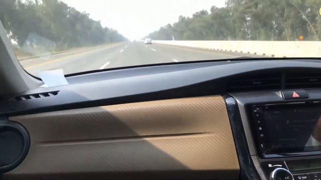 Toyota Axio Hybrid 2014