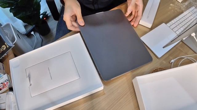 แกะกล่อง IPad Pro 2020 12.9” | ลายแทง Daily 5