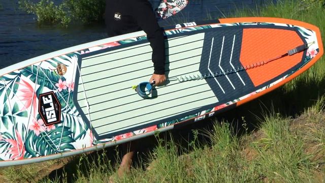 Inflatable or Hard Board? Paddle Board Review смотреть онлайн