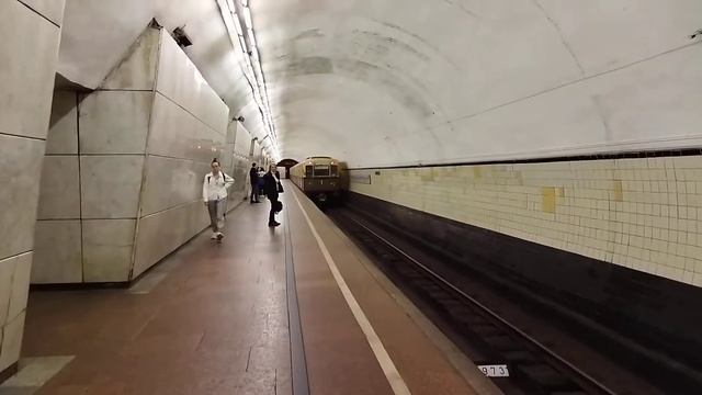 Редкий ретропоезд "Сокольники" смотреть онлайн