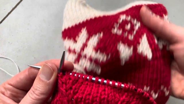 Свитер для собаки с жаккардом