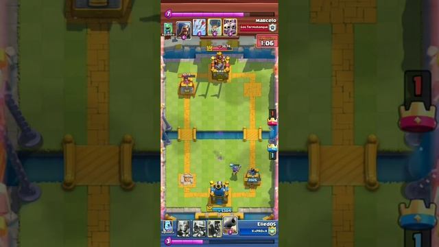 Un poco pro con el 2.6 / CLASH ROYALE смотреть онлайн