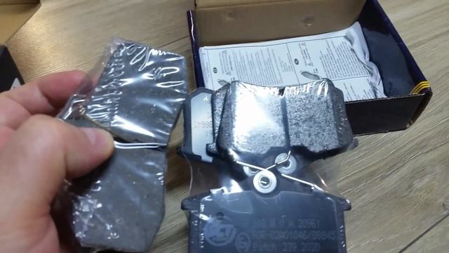 Заменил тормозные колодки Hi-Q на колодки SCT смотреть онлайн