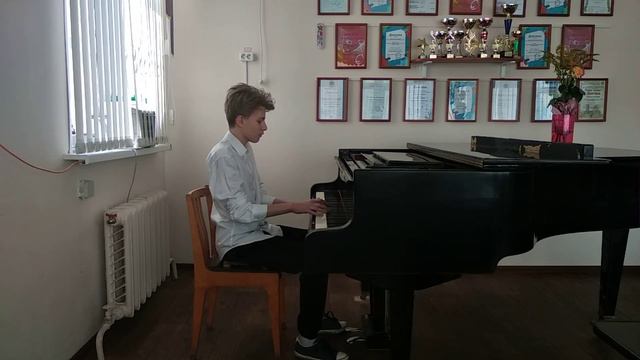 Павел Глотов, 13 лет, МБУДО "ДХШИ "Молодость", 5 класс "общее фортепиано" смотреть онлайн