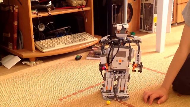 Сделал робота NXT lego смотреть онлайн