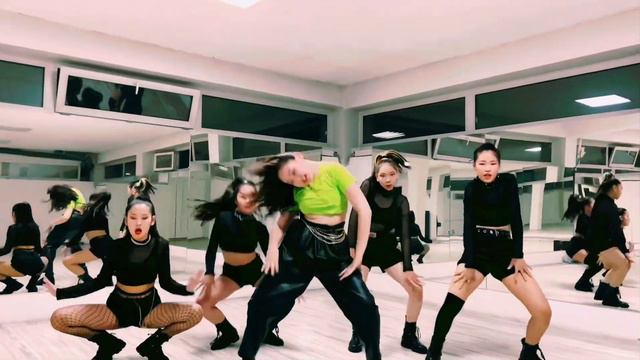 [K-POP COVER DANCE] “HYUNA - I’m NOT COOL“ dance cover by K-pop TIME from RUSSIA смотреть онлайн