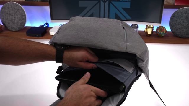 Top Tech Gadget Backpacks From Rs.1000 to Rs. 4500 - iGyaan смотреть онлайн