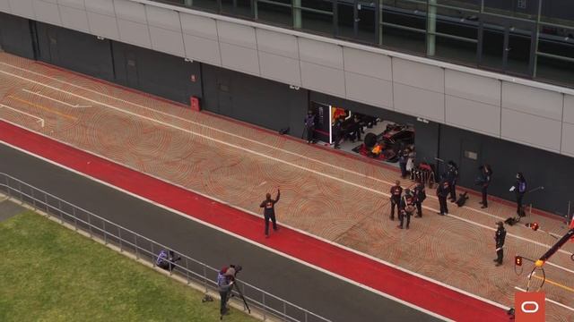 Red Bull Racing selects Oracle Cloud Infrastructure смотреть онлайн